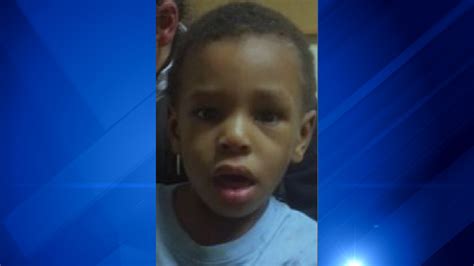 Family found and reunited with boy wandering in Aurora